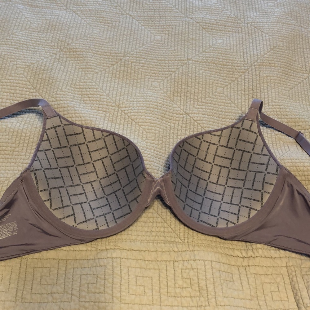 VS Lilac Bra - Picture 3 of 4